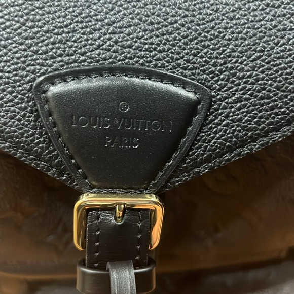 Louis Vuitton Backpack Montsouris - Picture 11 of 13